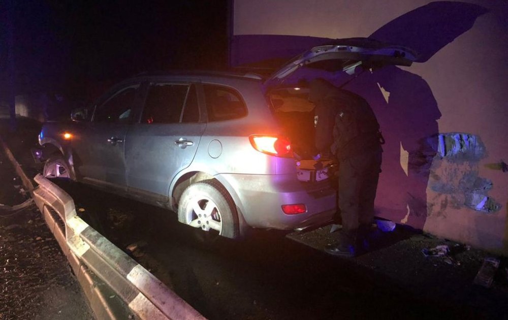 У Ковелі п’яний водій за кермом позашляховика збив двох неповнолітніх дівчат (ФОТО)