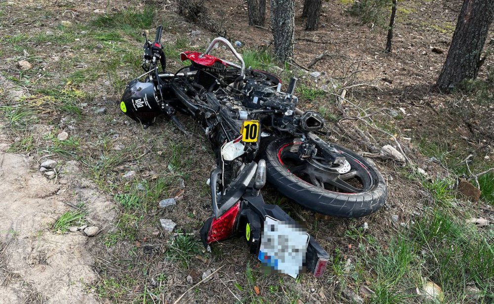Внаслідок ДТП на Рівненщині 19-річному мотоциклісту відірвало руку та ногу (ФОТО)