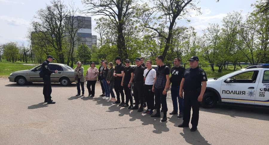 У Покрові безвісти зникли двоє чоловіків, які жили на одній вулиці