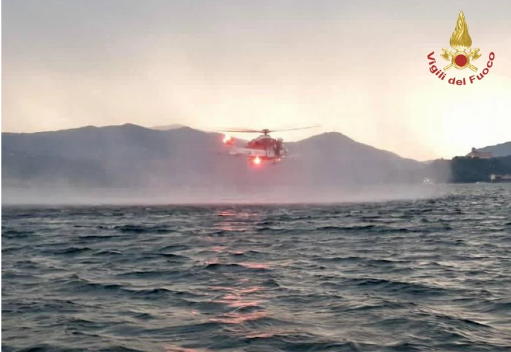 На півночі Італії затонув човен із понад 20 туристами на борту (ФОТО)