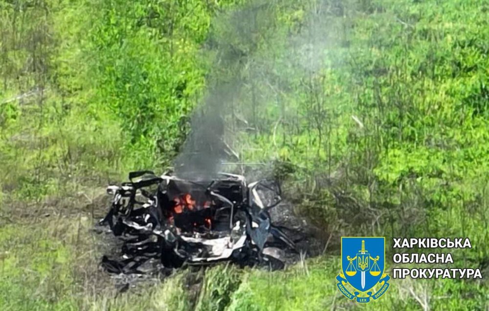 На Харківщині рашисти підірвали протитанковою ракетою автомобіль із волонтерами