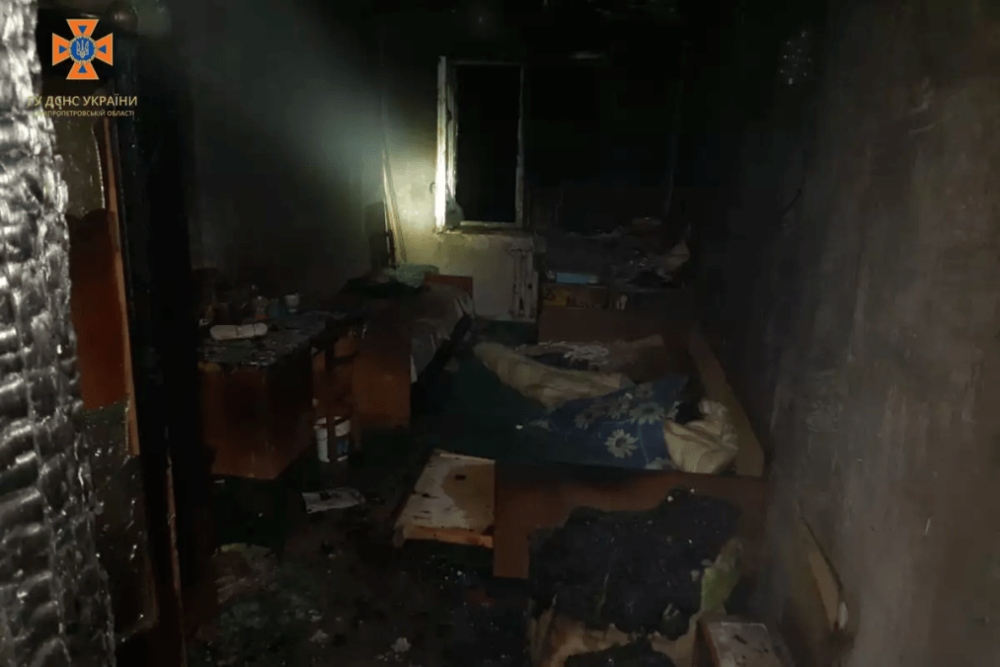 У Нікопольському районі у пожежі загинули дві людини