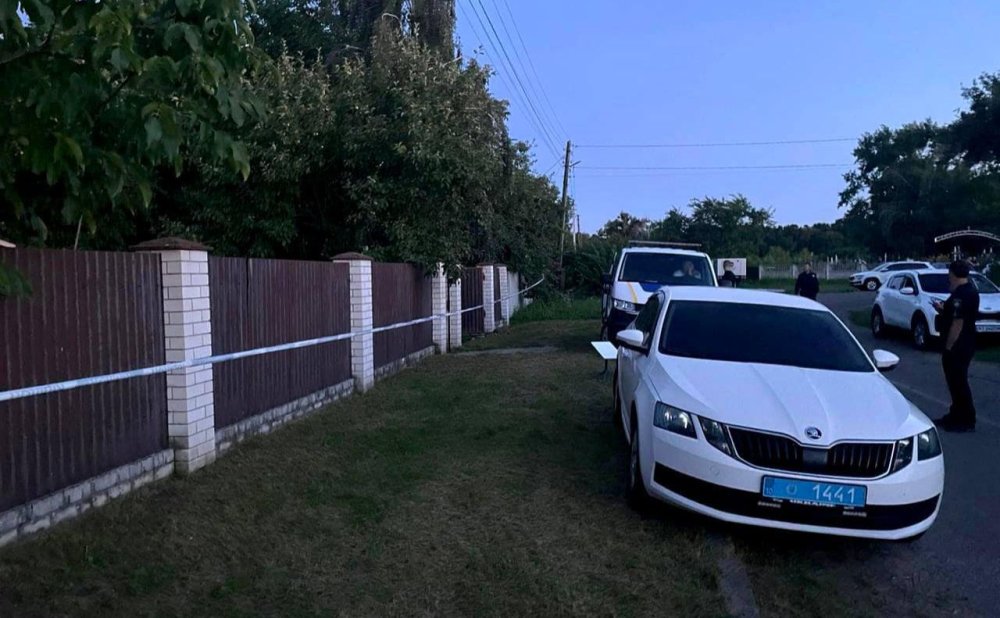 На Київщині знайшли тіло жінки з двома кулевими пораненнями