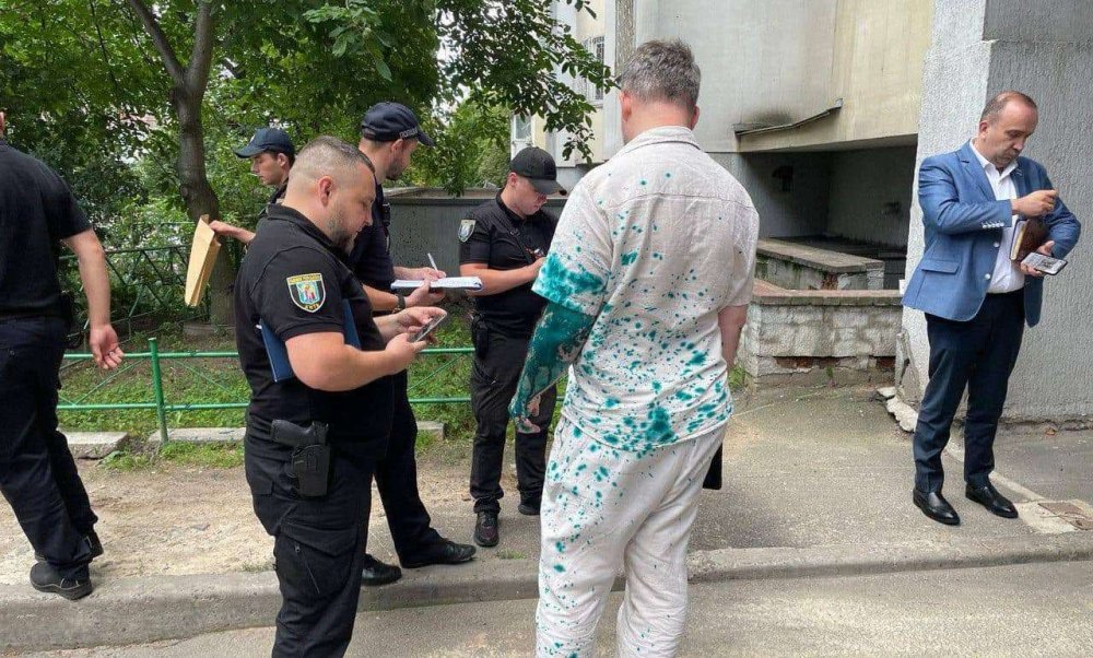 У Києві напали на екснардепа Левченка (ВІДЕО)