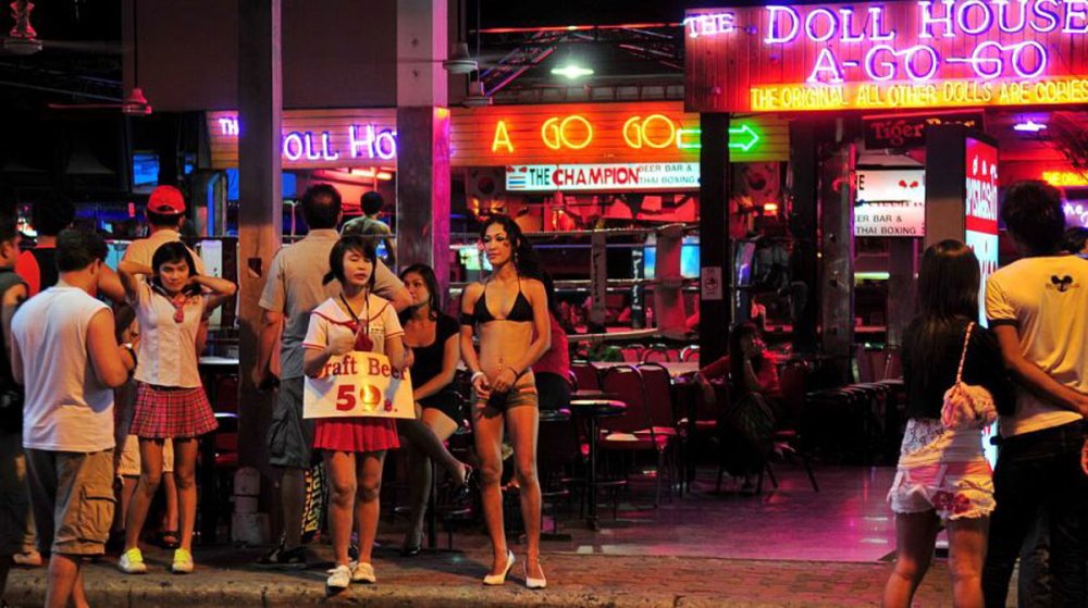 У Таїланді банда транссексуалів побила на пляжі іноземних туристів