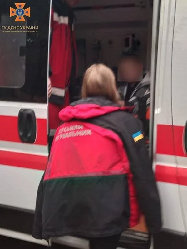 В Яремче у водоспад Пробій впав 12-річний хлопчик (ФОТО)