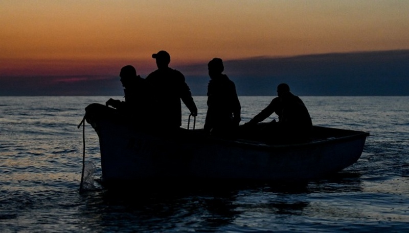 На Київщині троє рибалок перекинулися на човні
