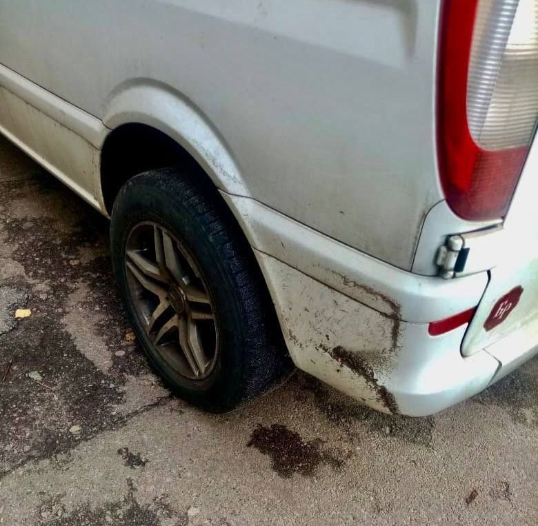 У Броварах жінка на «Mercedes» здавала заднім ходом і задавила літню пані