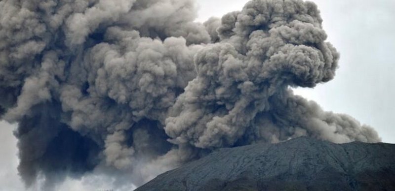 Вулкан в Індонезії забрав життя 11 туристів