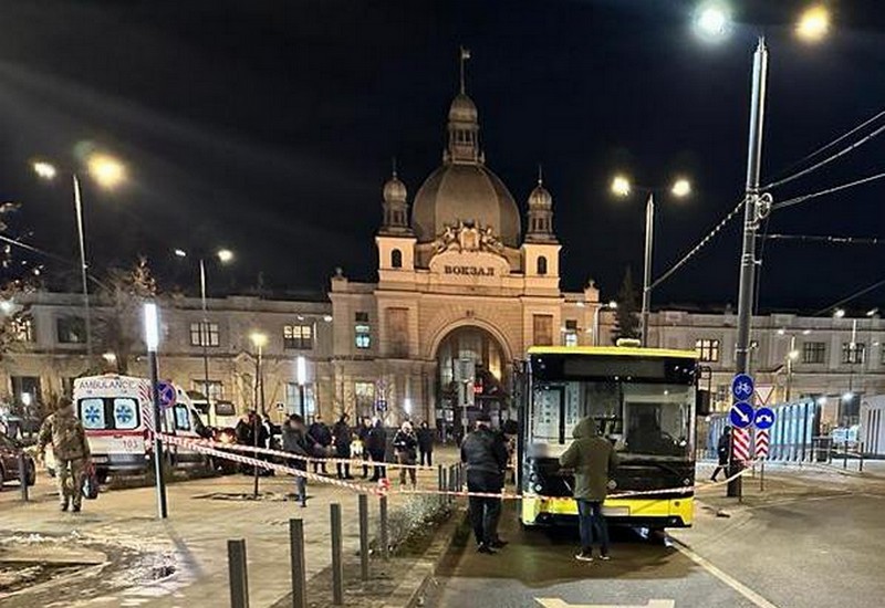 Львівська поліція затримала водія автобуса, який збив пішохода на смерть (ФОТО)