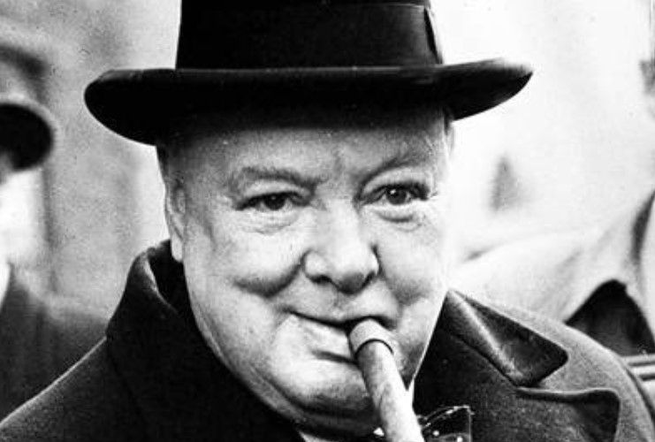У Британії на аукціоні продають вставну щелепу Вінстона Черчилля (ФОТО)