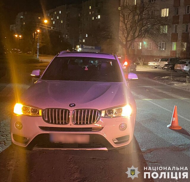 У Львові водійка автомобіля «BMW Х3» збила жінку (ФОТО)