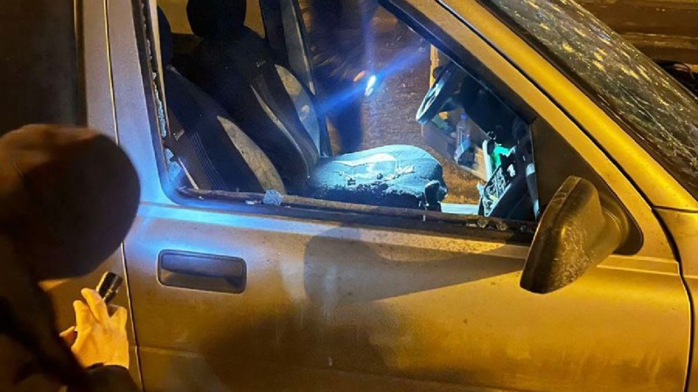 Вибух авто в Чернігові: чоловік помер у лікарні (ФОТО)