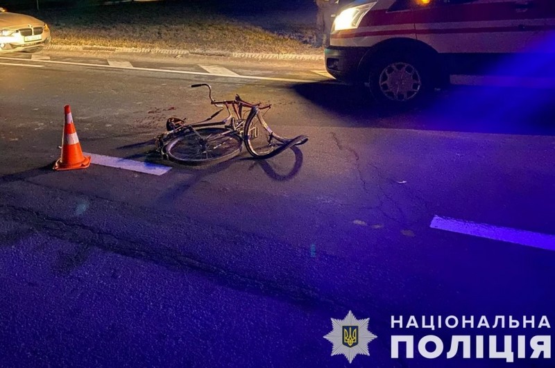 На Львівщині водій на смерть збив велосипедиста