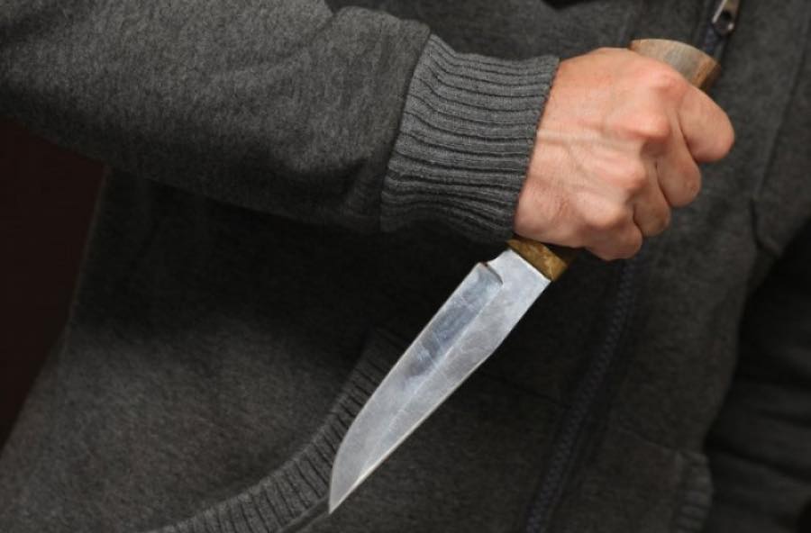 На Волині господар під час сварки з гостем спочатку порізав його, а потім і себе