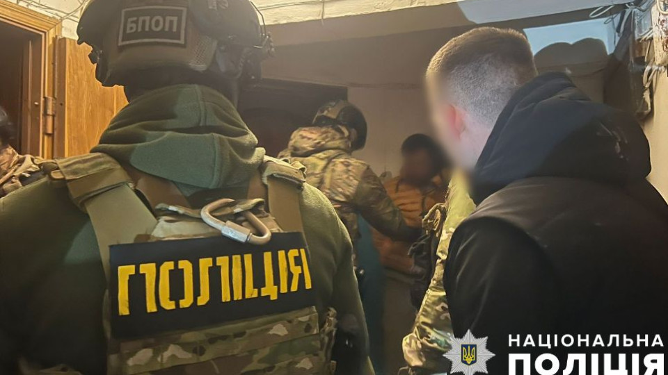 На Полтавщині затримали групу осіб, які здійснили розбійний напад на АЗС (ВІДЕО)