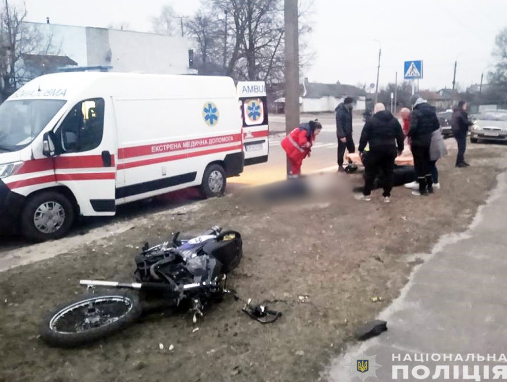 Поліція Чернігівщини встановлює обставини двох смертельних ДТП за участю мотоциклістів (ФОТО)