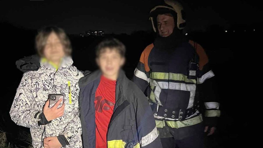 На Львівщині відшукали дітей, які заблукали біля річки