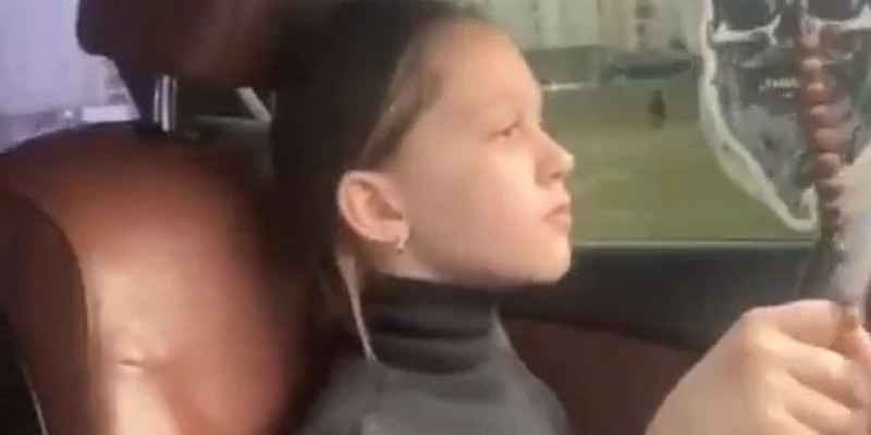 У Львові чоловік зняв відео, як за кермом їде дев’ятирічна донька: його розшукала поліція