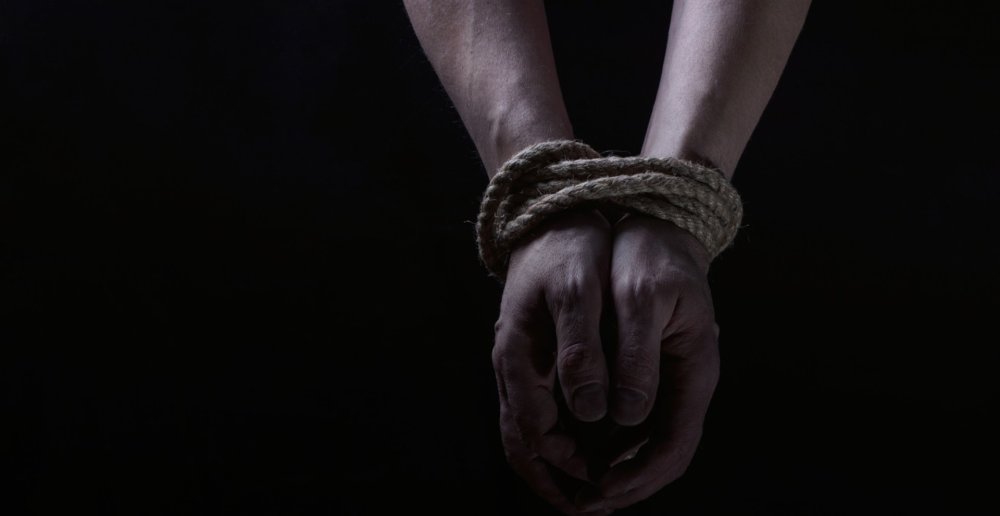 На Одещині злочинну групу судитимуть за обвинуваченням у торгівлі людьми (ВІДЕО)