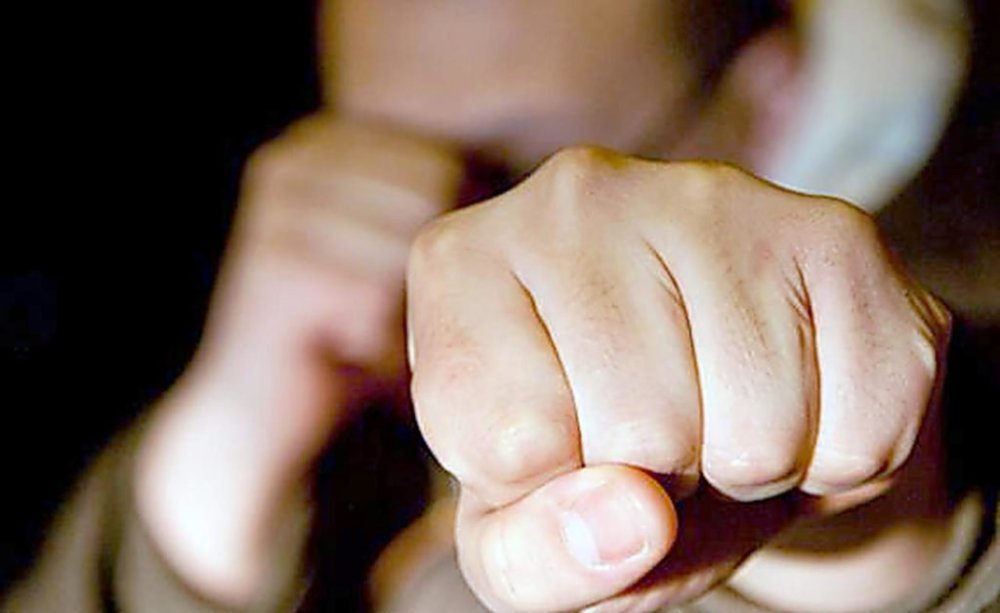 У Хмельницькому судитимуть чоловіка, який жорстоко та безпідставно побив двох неповнолітніх