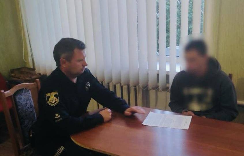 Намагався вбити людину ножем та молотком: на Дніпропетровщині затримано зловмисника (ФОТО)