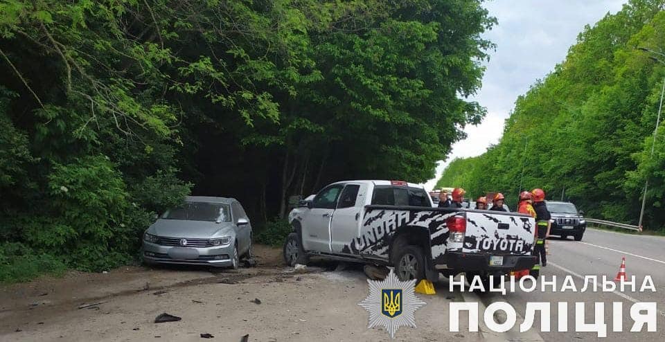 Внаслідок ДТП на Вінниччині загинули троє поліцейських: розпочато розслідування (ФОТО)