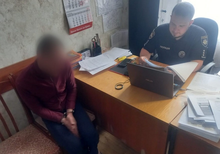 На Дніпропетровщині грабіжник побив літнє подружжя та вбив їх сусіда (ФОТО)