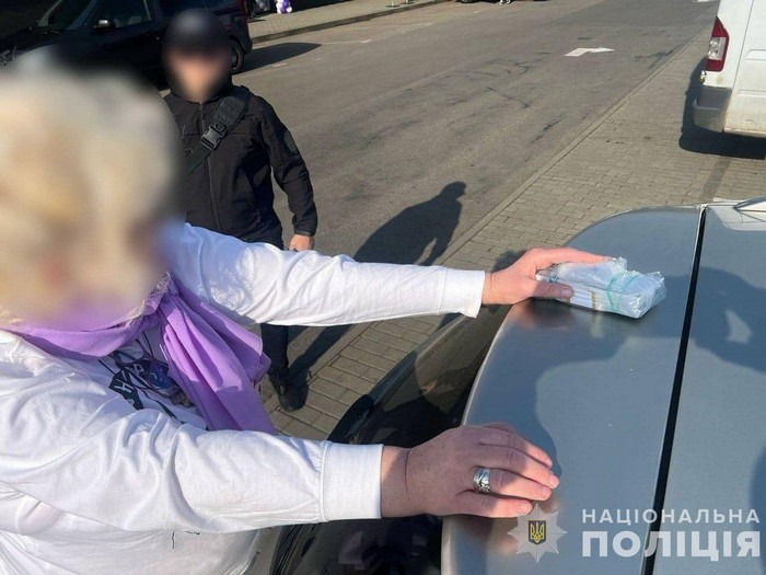 На Закарпатті жінку викрили на збуті великої партії ртуті (ФОТО)