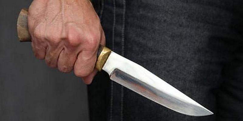 В Росії зек-«вагнерівець» вдарив ножем в груди дитину