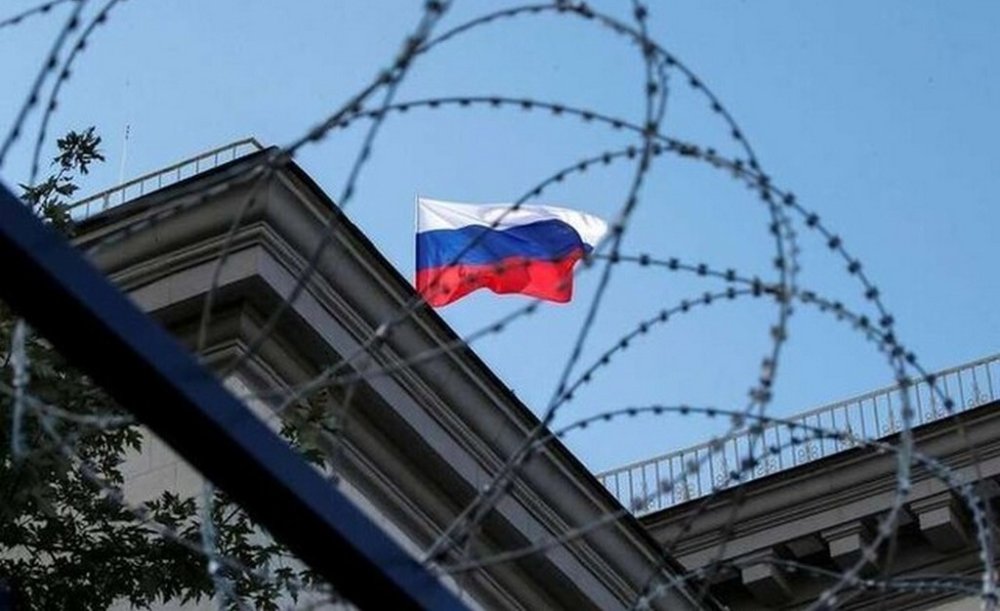 У Росії підлітка ув'язнили на 5 років за антипутінські листівки