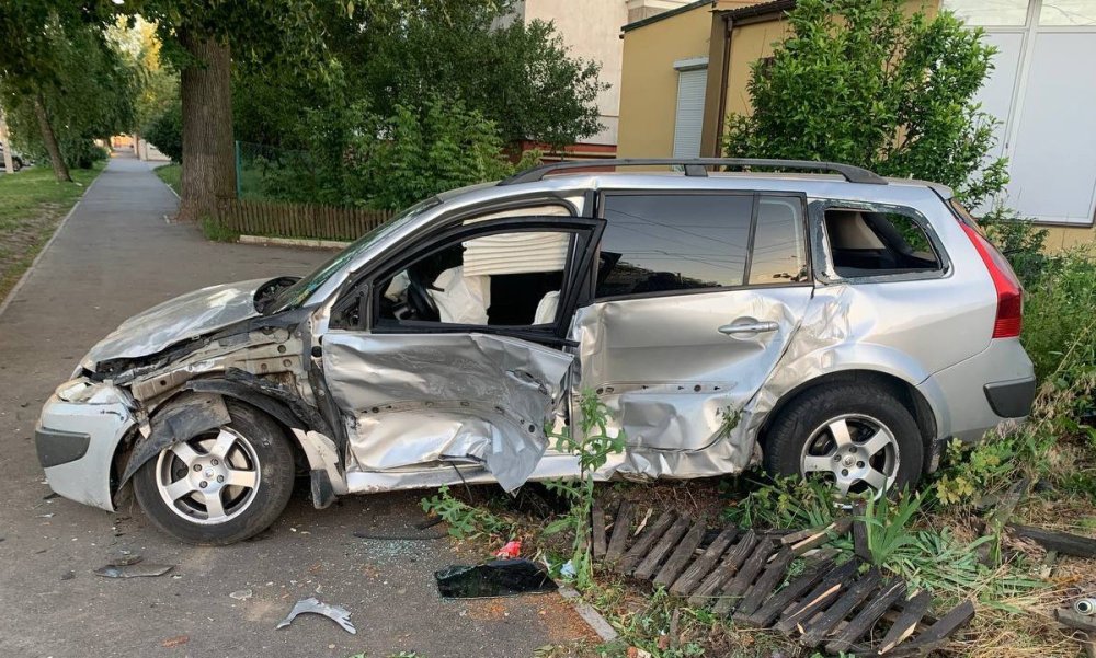 У Житомирі внаслідок тарану двох автомобілів постраждало четверо людей (ФОТО)