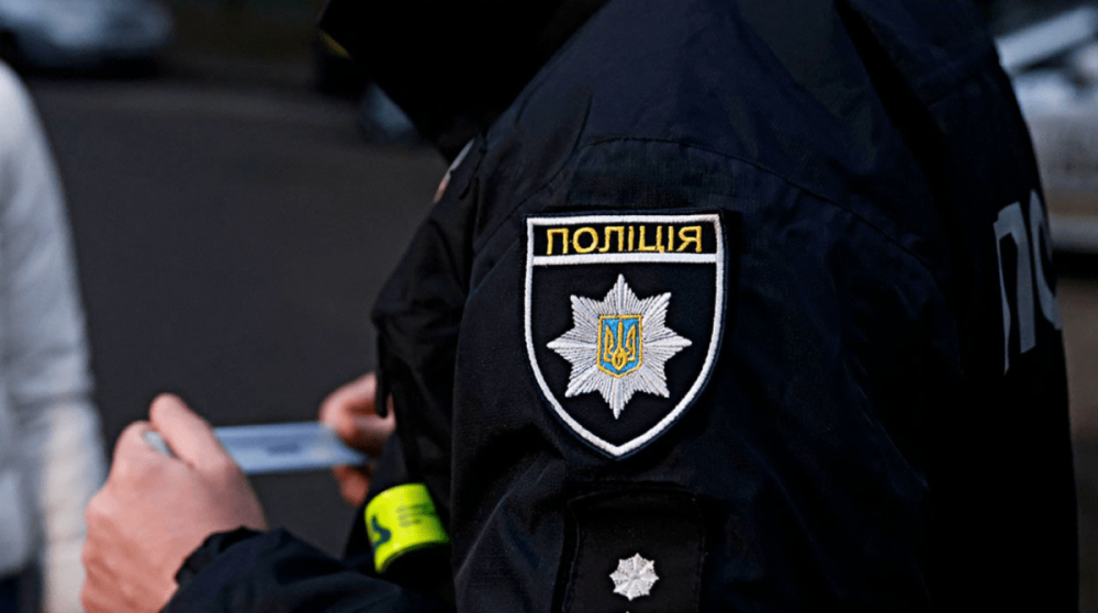 Пішов з лікарні вночі: в Дніпрі шукають безвісти зниклого 14-річного хлопця (ФОТО)