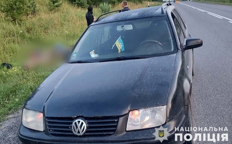 На Тернопільщині стався смертельний наїзд на пішохода, водій сам зателефонував до поліції