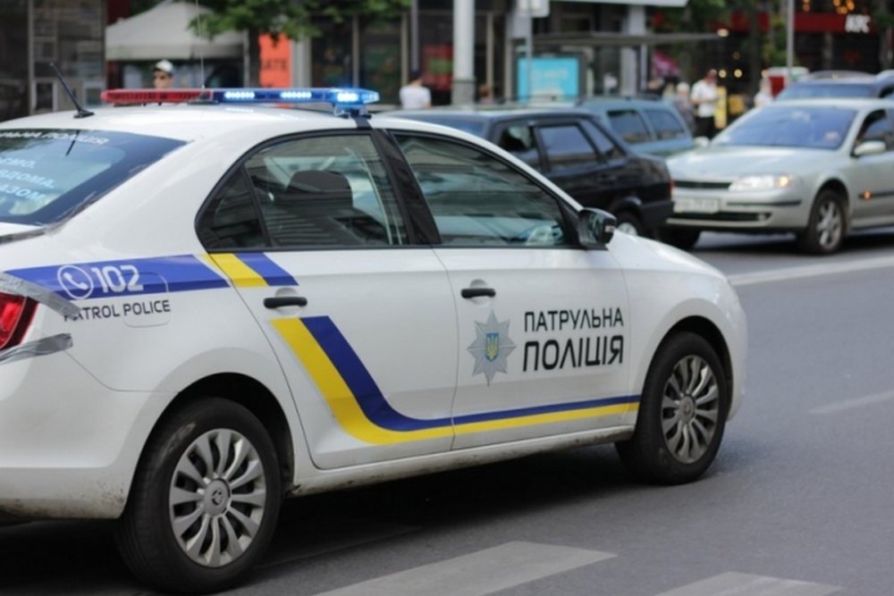 Київські патрульні допомогли врятувати чотиримісячну хвору дівчинку (ВІДЕО)