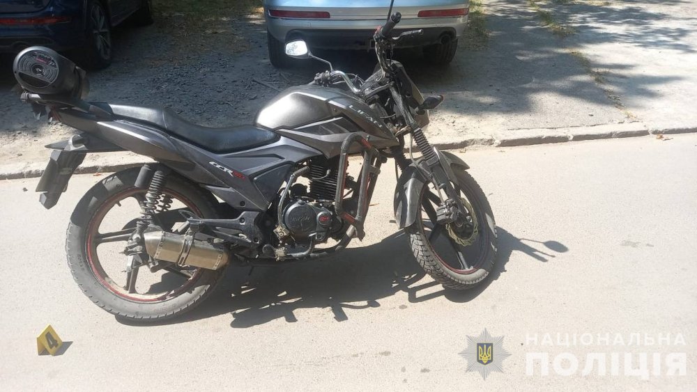 Поліція Вінниччини розслідує обставини трьох ДТП, в яких травмувались двоє дорослих та дитина (ФОТО)