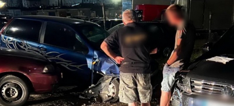 П'яний водій у Львові розтрощив припарковані автомобілі (ФОТО)