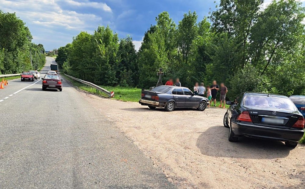 У ДТП на Житомирщині загинув водій легковика, ще четверо людей у лікарні (ФОТО)
