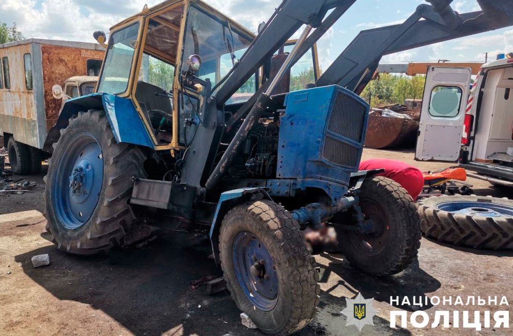 Зірвався домкрат: На Полтавщині механік загинув під час ремонту трактора