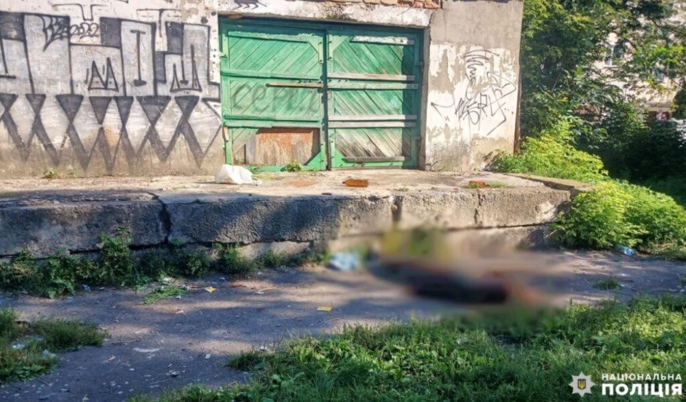 Поліцейські затримали дубенчанина, який каменем забив знайому на смерть
