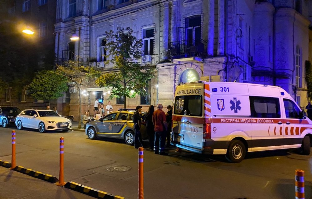 У центрі Києва в кафе вибухнула граната