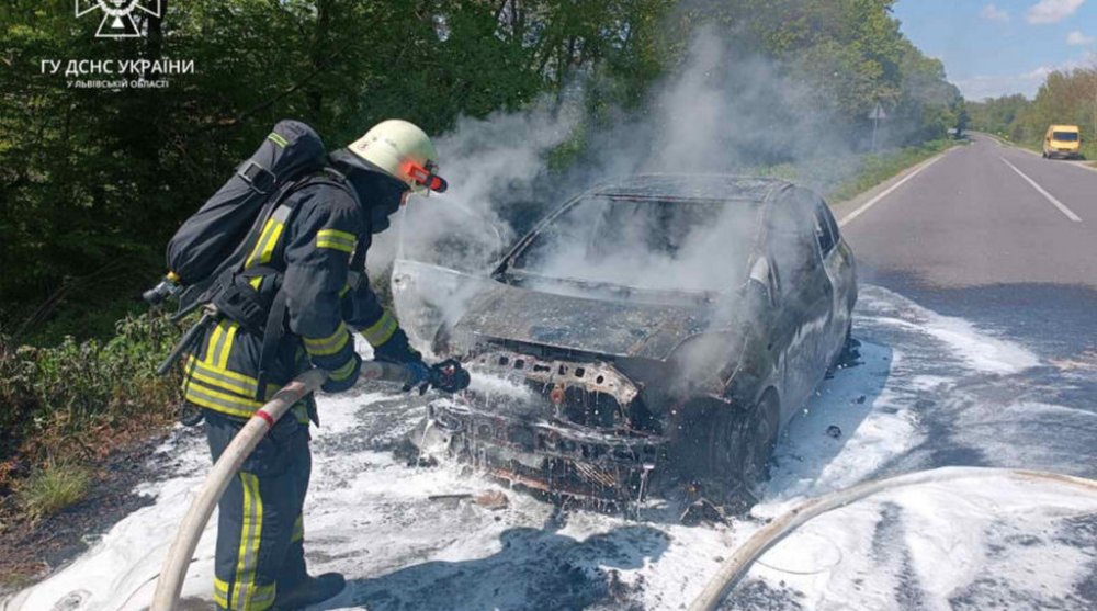 На Дрогобиччині згорів автомобіль