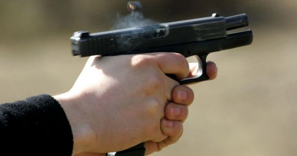 У Луцьку невідомий чоловік стріляв у військових: деталі