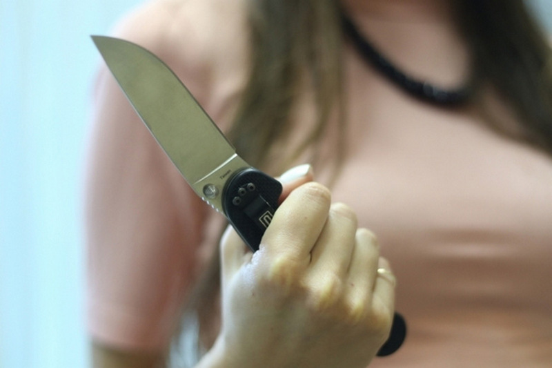 У Черкасах судитимуть жінку, яка вбила свого співмешканця під час самооборони
