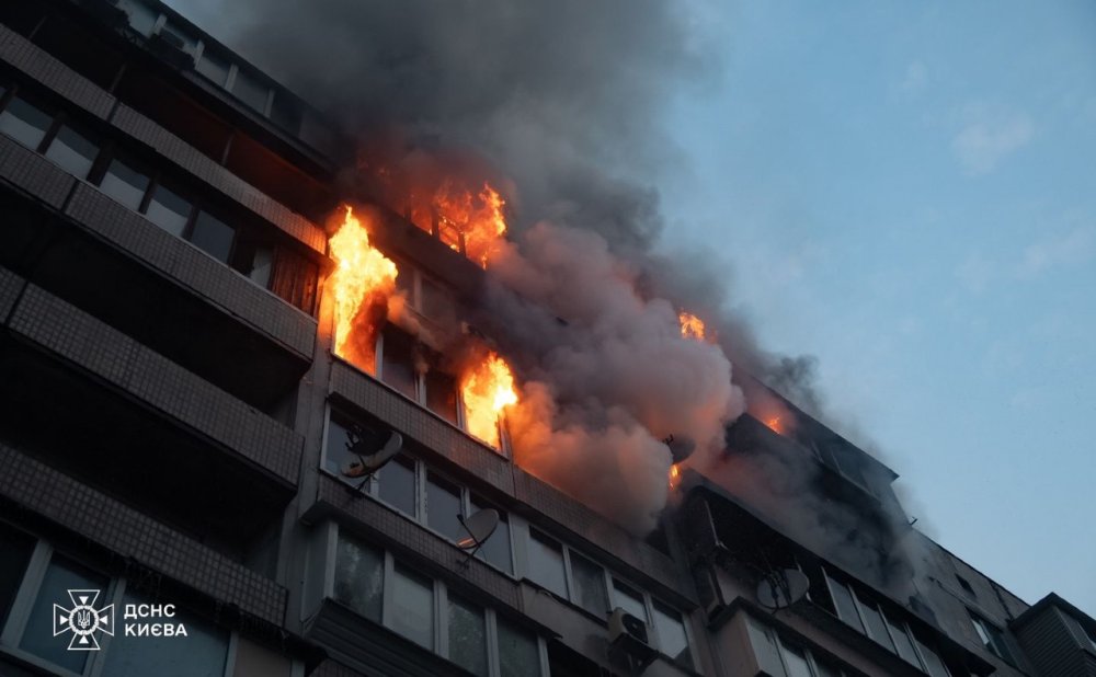 У багатоповерхівці в Дніпровському районі сталась пожежа (ФОТО)