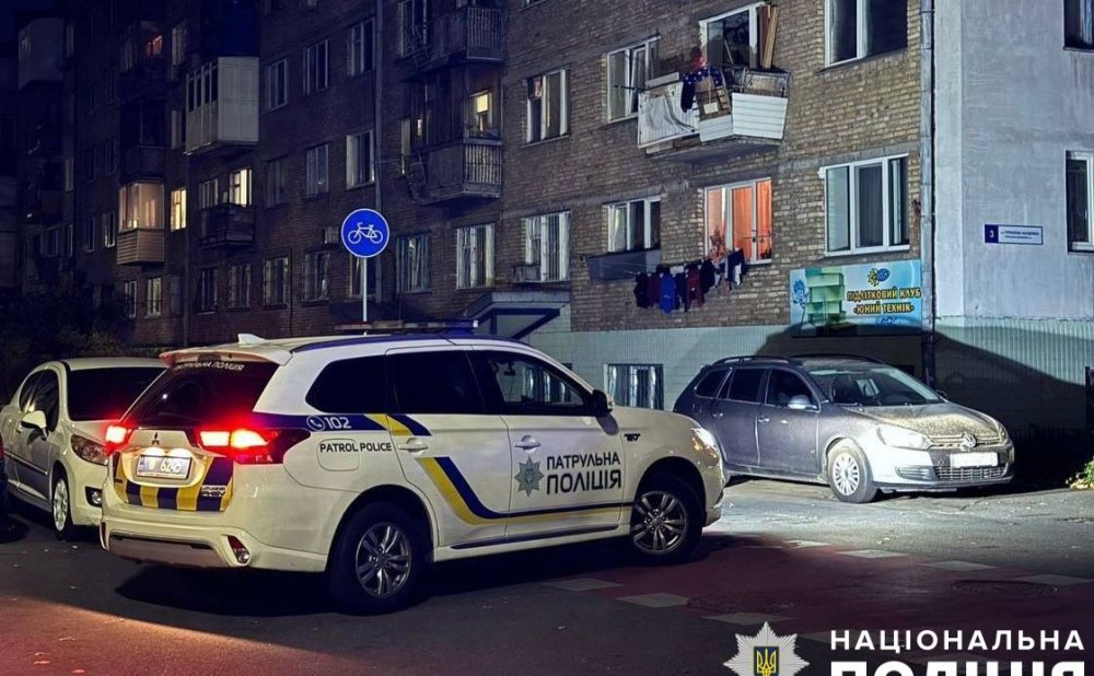 Бійка у Святошинському районі: кілька чоловіків та дві жінки влаштували розбірки