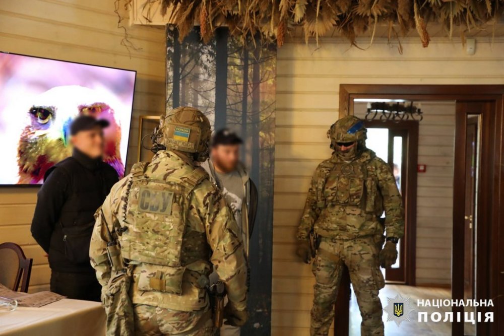 У Черкасах затримано лідера банди вимагачів під час виконання чергового замовлення (ВІДЕО)