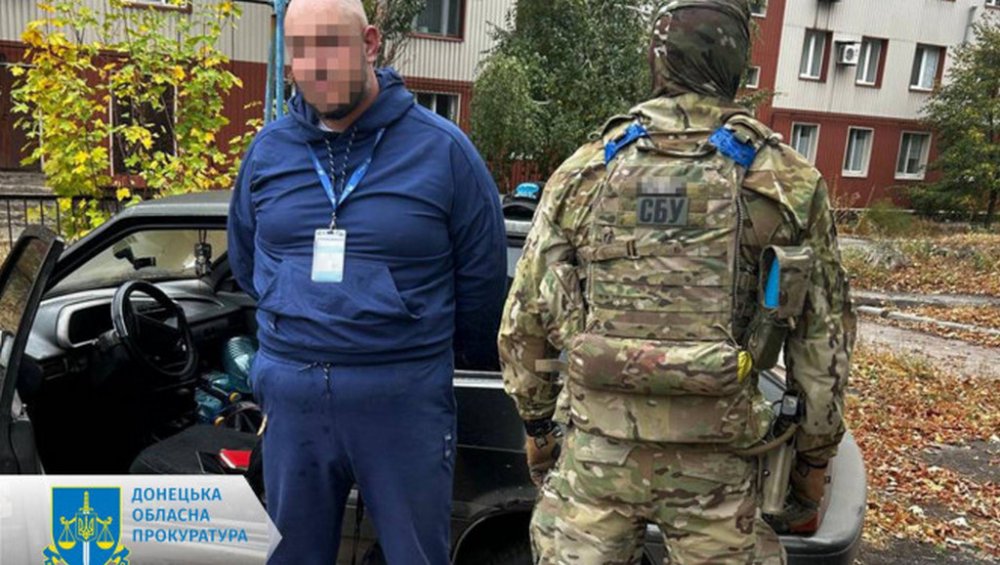 У Києві викрито нотаріуса та поплічників, які знімали гроші з рахунків померлих людей