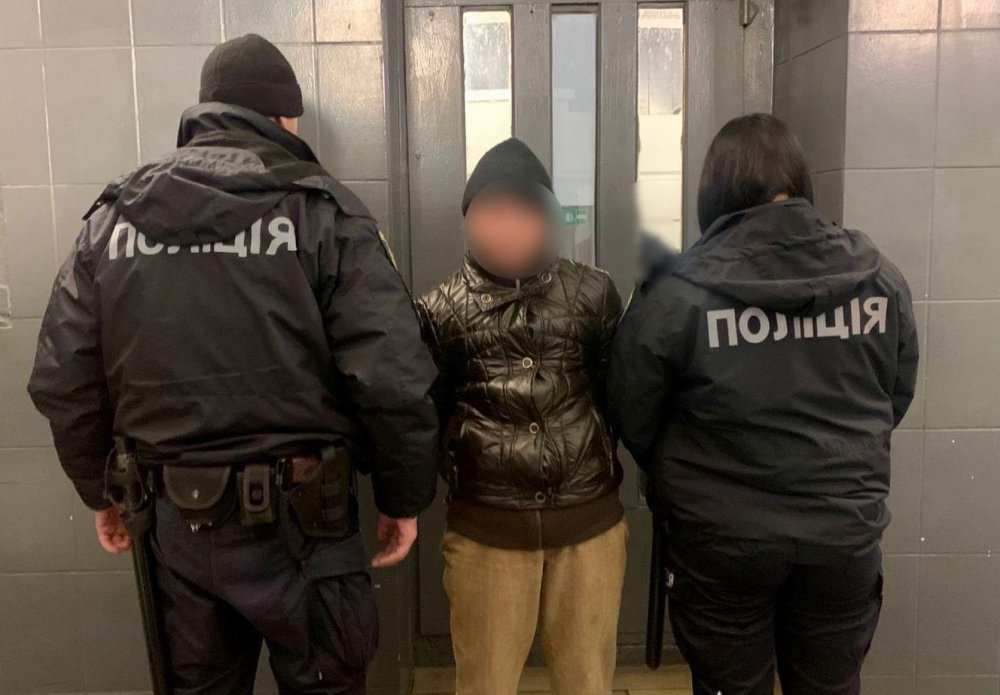 На Київщині жорстоко побита жінка померла у лікарні: за скоєння злочину затримано ії доньку