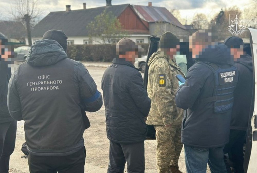 На Волині начальник військкомату погорів за хабарі